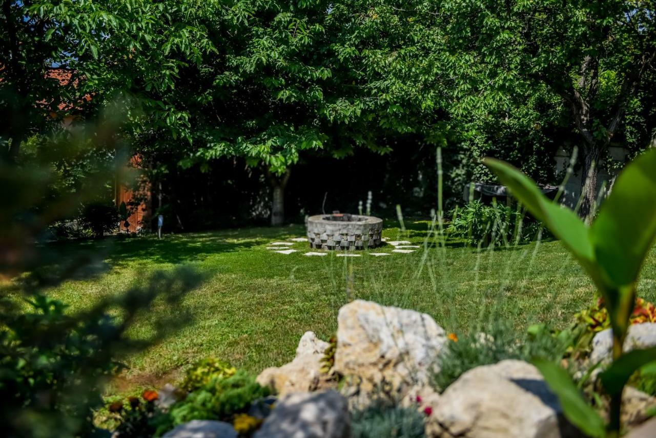 Balatonfuered Apartmanhaz Exterior photo