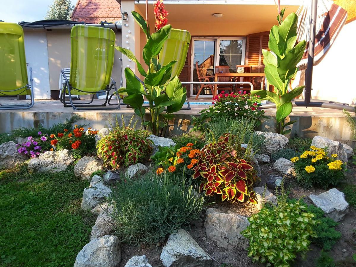 Balatonfuered Apartmanhaz Exterior photo